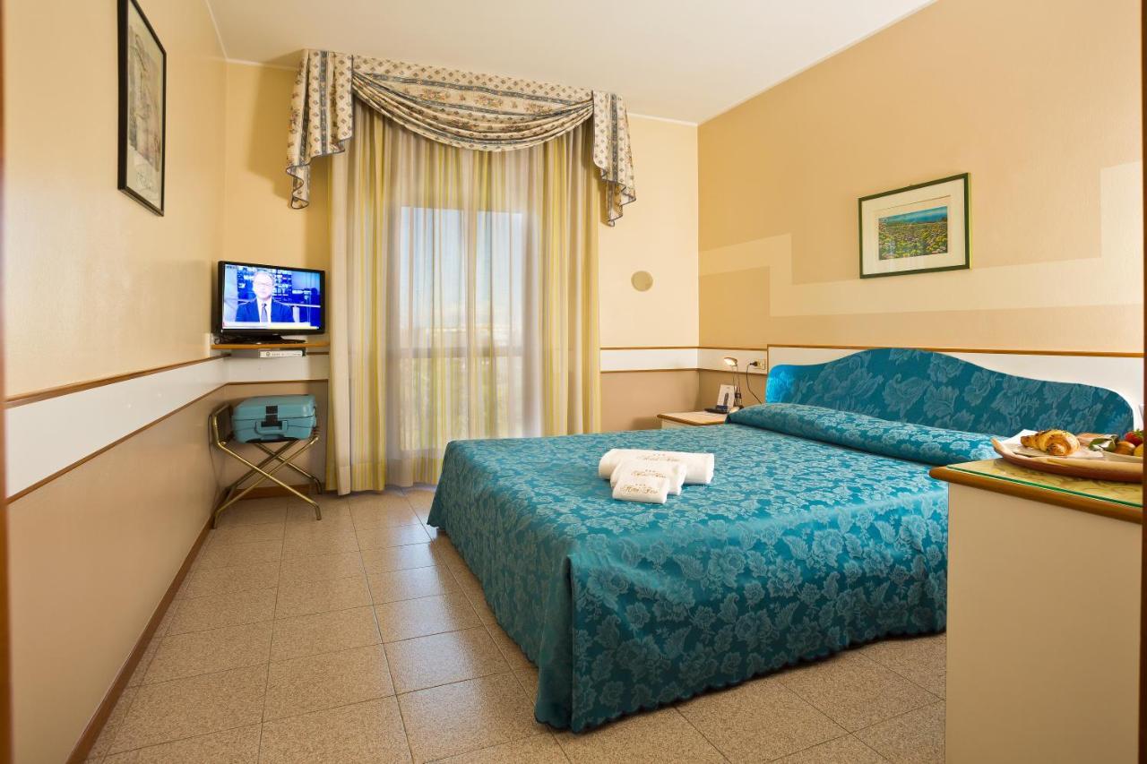 Hotel Faro Montichiari Exterior foto